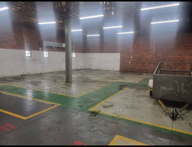 285M² WORKSHOP TO LET IN KULEKA